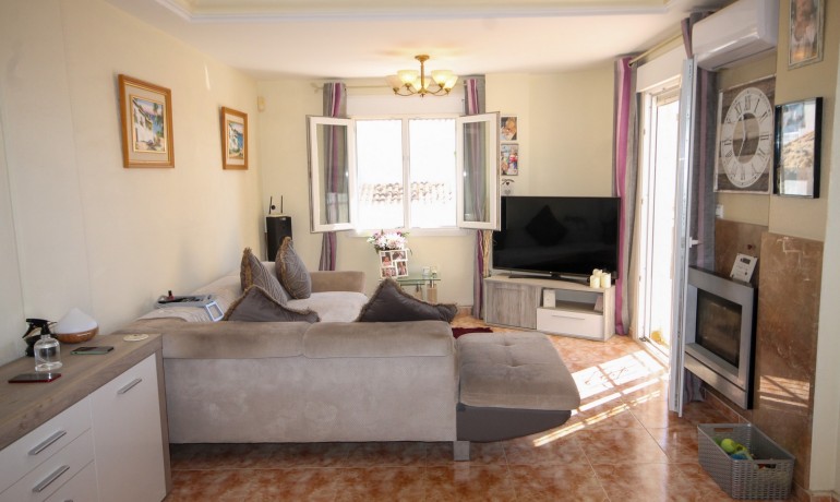 Sale - Villa -
Orihuela Costa* - Blue Lagoon*