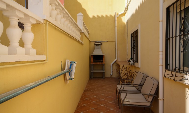 Venta - Villa -
